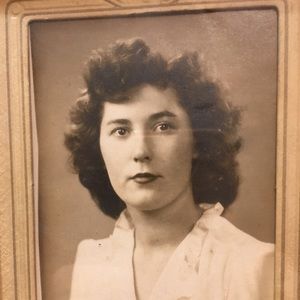 Meet your Posher, Joyce